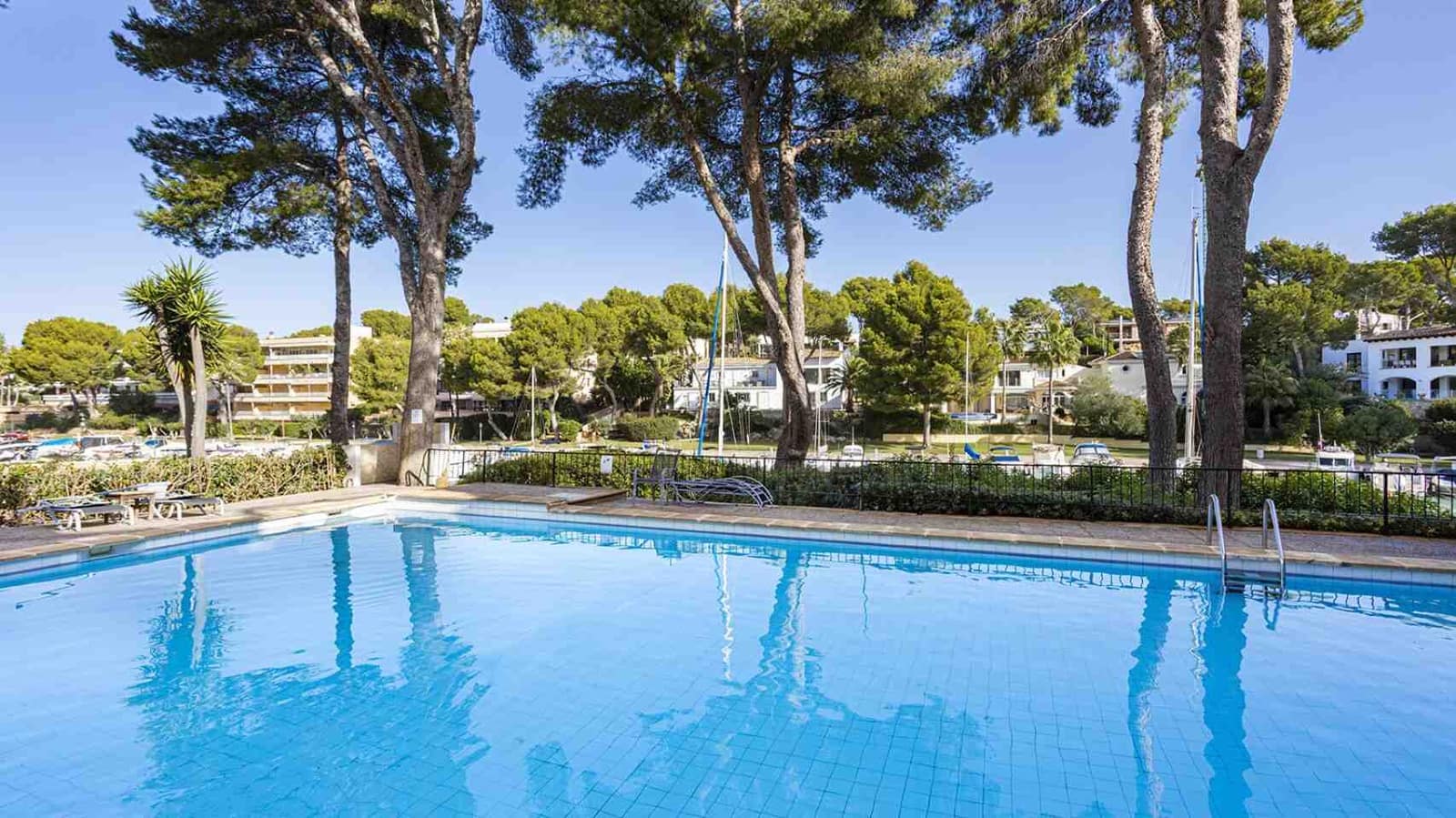 3 soveværelse Lejlighed til salg i Santa Ponsa med swimmingpool - € 1.100.000 (Ref: 8647470)