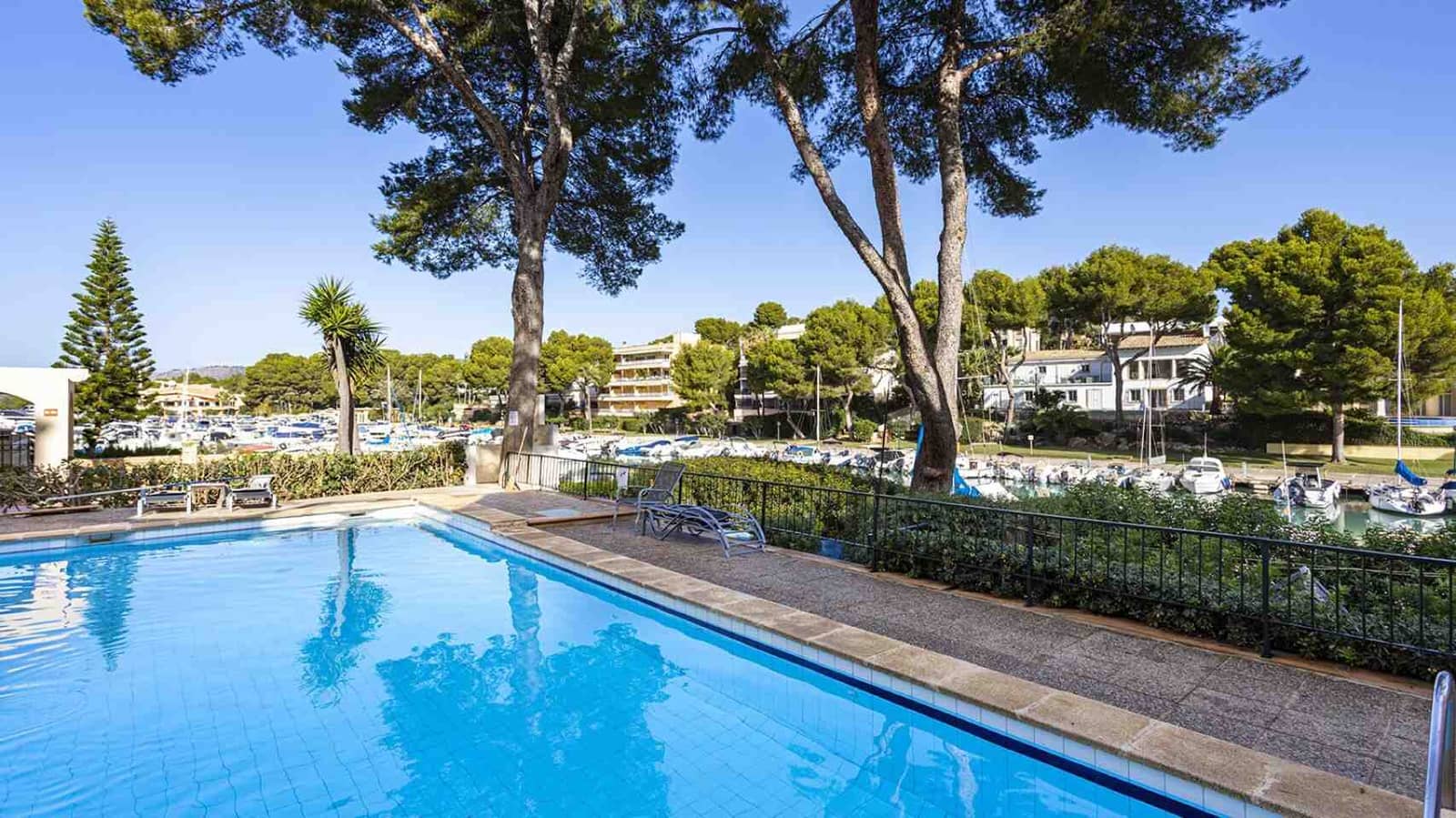 3 soveværelse Lejlighed til salg i Santa Ponsa med swimmingpool - € 1.100.000 (Ref: 8647470)