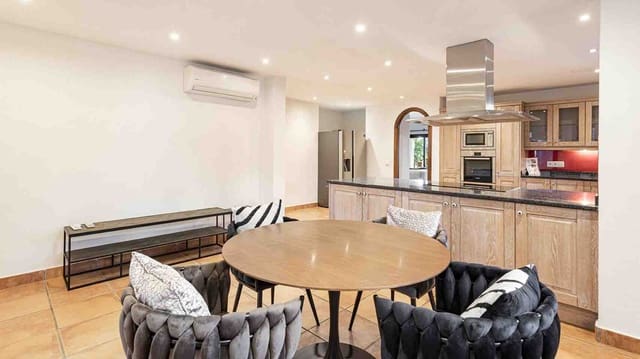 5 camera da letto Villa in vendita in Santa Ponsa, Calvià con piscina - 2.500.000 € (Rif: 8700700)