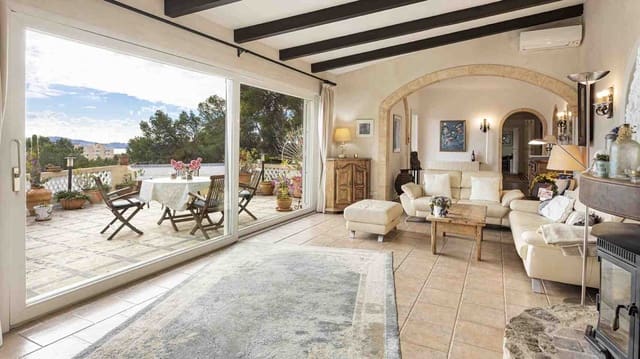 2 soveværelse Villa til salg i Peguera / Paguera, Calvià med swimmingpool - € 1.698.000 (Ref: 8760454)