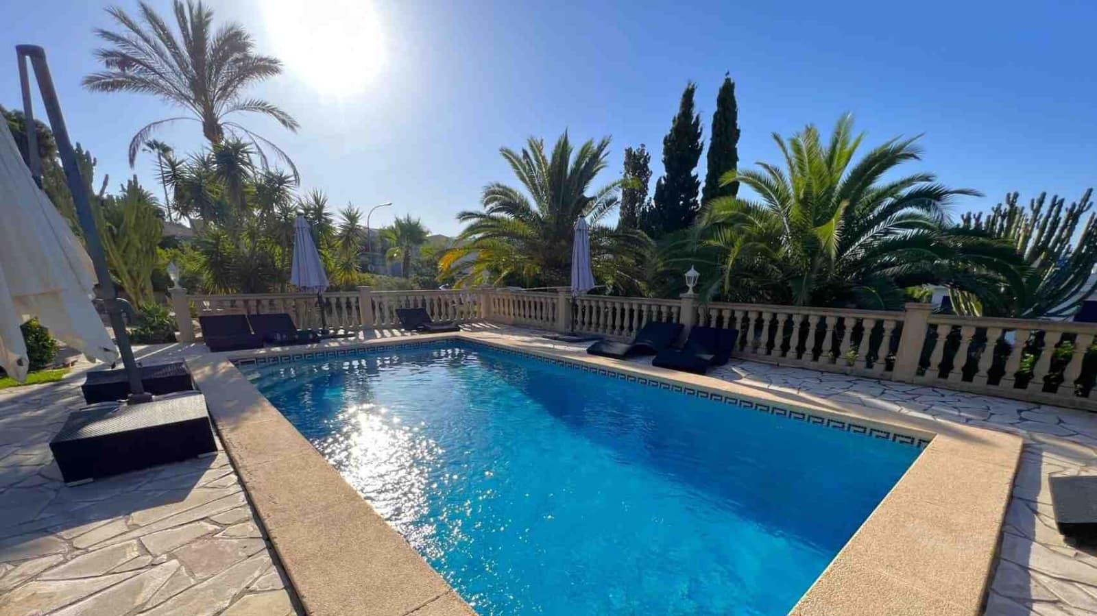 4 sypialnia Willa na sprzedaż w Santa Ponsa z basenem - 3 700 000 € (Ref: 8810922)