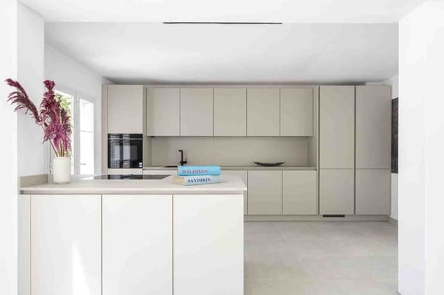 5 slaapkamer Villa te koop in Santa Ponsa, Calvià met zwembad garage - € 2.750.000 (Ref: 8810923)