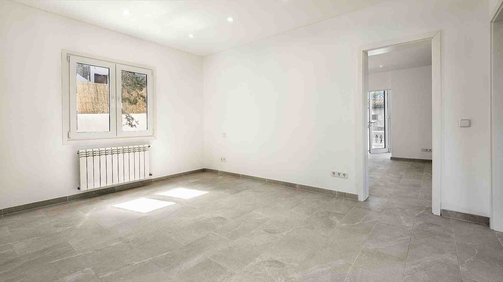 2 sypialnia Willa na sprzedaż w Santa Ponsa - 890 000 € (Ref: 8905886)