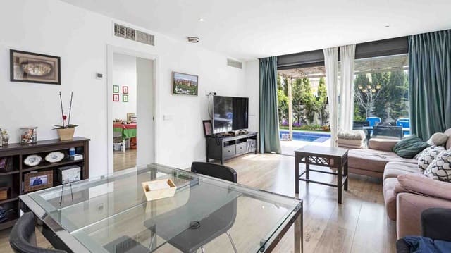 4 soveværelse Villa til salg i Son Ferrer, Calvià med swimmingpool - € 1.080.000 (Ref: 8910150)