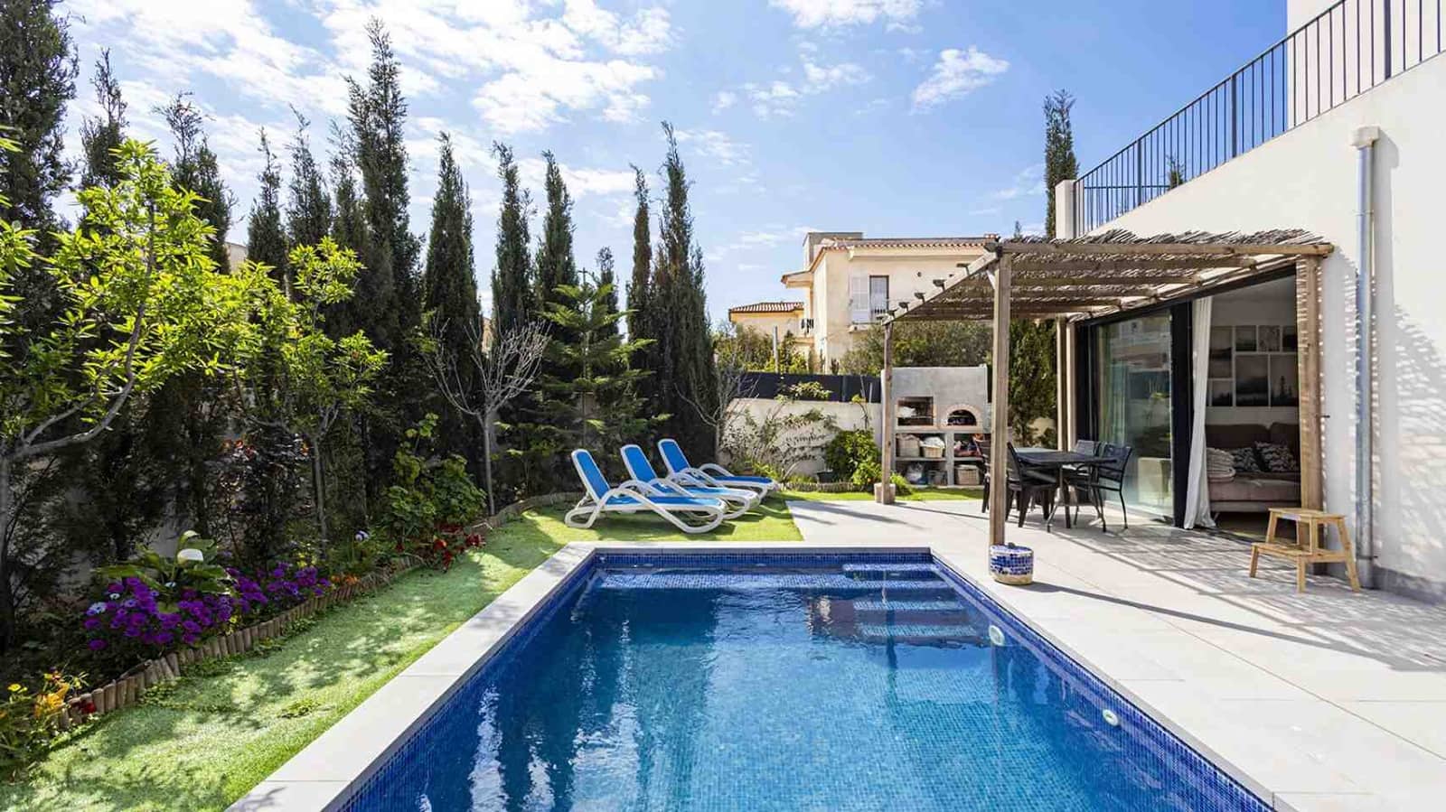 4 soveværelse Villa til salg i Son Ferrer med swimmingpool - € 1.080.000 (Ref: 8910150)