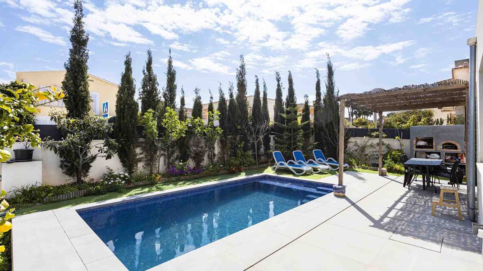 4 soveværelse Villa til salg i Son Ferrer med swimmingpool - € 1.080.000 (Ref: 8910150)