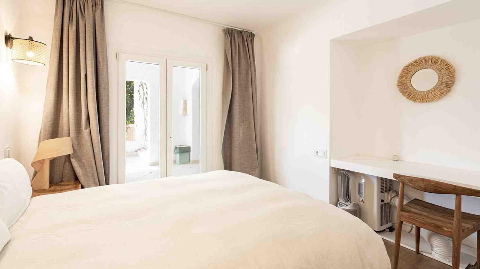 4 soveværelse Lejlighed til salg i Costa de la Calma med swimmingpool - € 1.650.000 (Ref: 8927955)