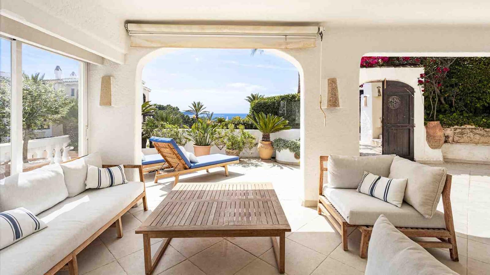 4 soveværelse Lejlighed til salg i Costa de la Calma med swimmingpool - € 1.650.000 (Ref: 8927955)