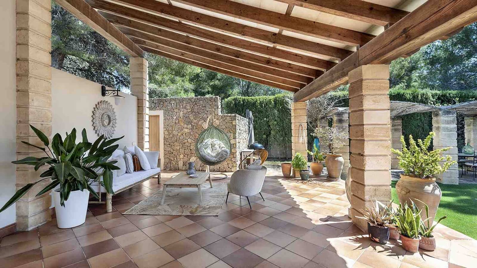 4 soveværelse Villa til salg i Santa Ponsa med swimmingpool - € 2.800.000 (Ref: 8931505)