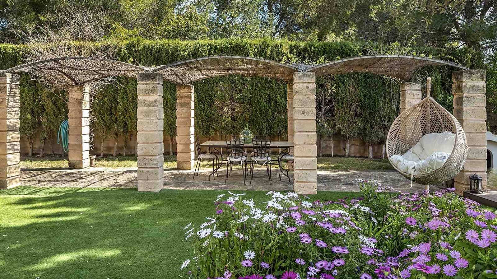 4 soveværelse Villa til salg i Santa Ponsa med swimmingpool - € 2.800.000 (Ref: 8931505)