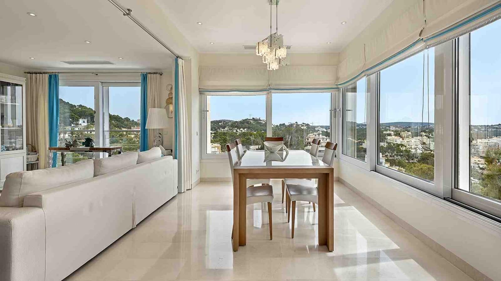 3 soveværelse Villa til salg i Costa de la Calma med swimmingpool - € 2.980.000 (Ref: 8944935)