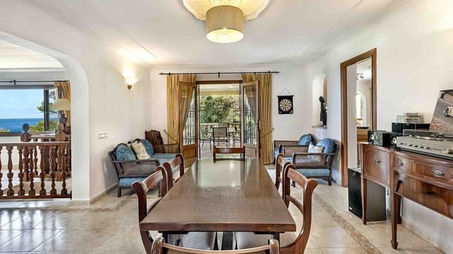 5 soveværelse Villa til salg i Cala Vinyes / Cala Vinyas / Cala Viñas, Calvià med swimmingpool garage - € 1.550.000 (Ref: 8977652)