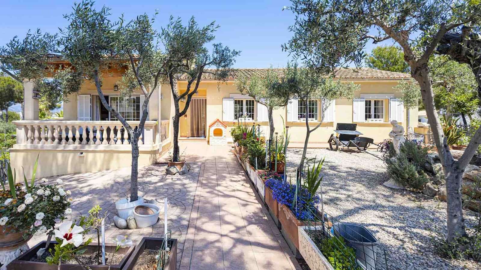 3 soverom Villa til salgs i Santa Ponsa med svømmebasseng - € 2 200 000 (Ref: 8998126)