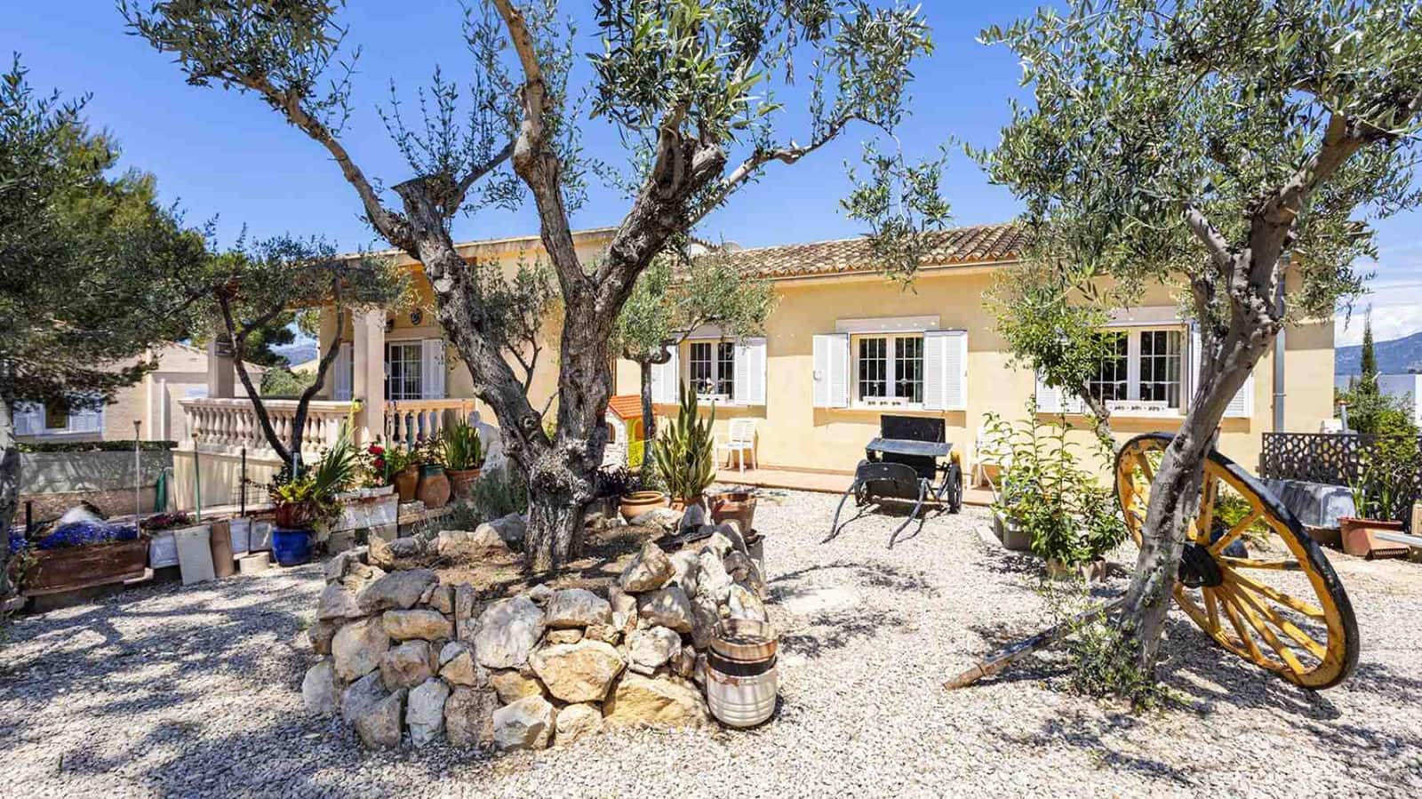 3 soverom Villa til salgs i Santa Ponsa med svømmebasseng - € 2 200 000 (Ref: 8998126)