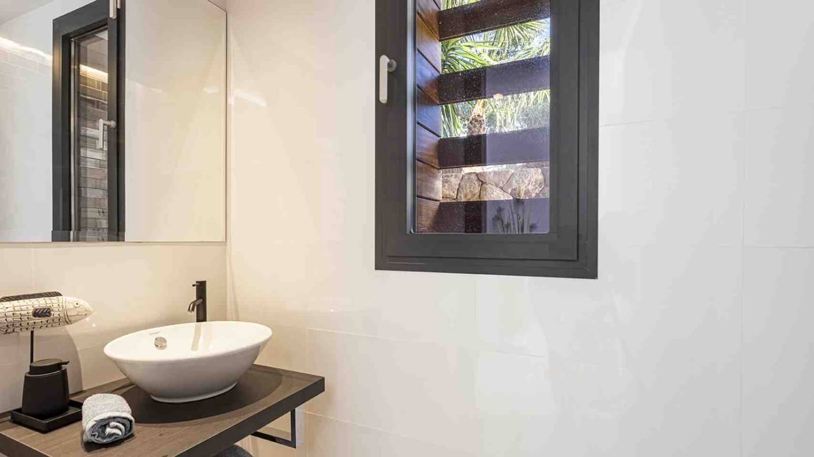 5 soveværelse Villa til salg i Costa d'en Blanes med swimmingpool - € 7.495.000 (Ref: 9004151)