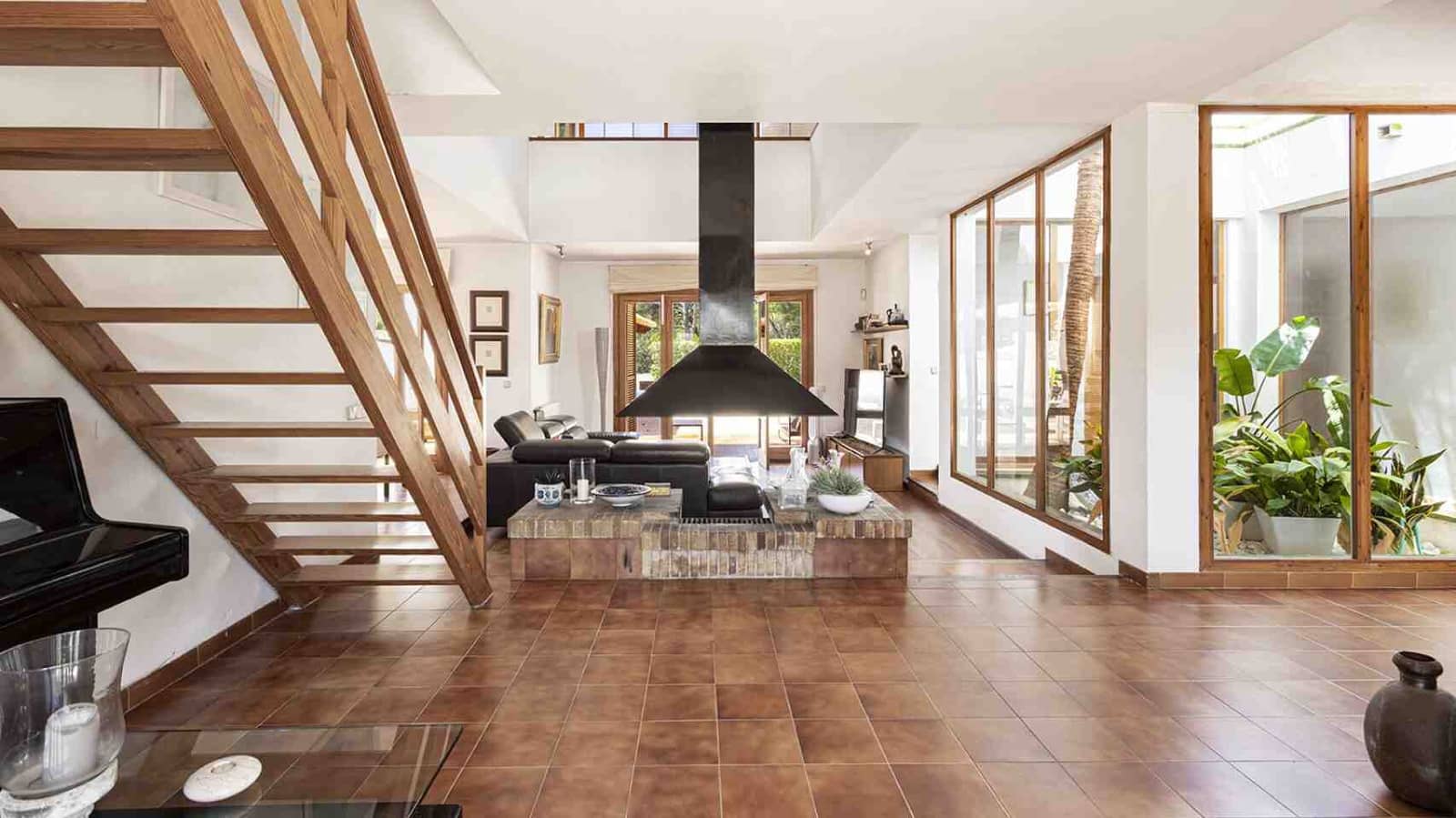 4 soverom Villa til salgs i Santa Ponsa med svømmebasseng garasje - € 1 950 000 (Ref: 9009924)