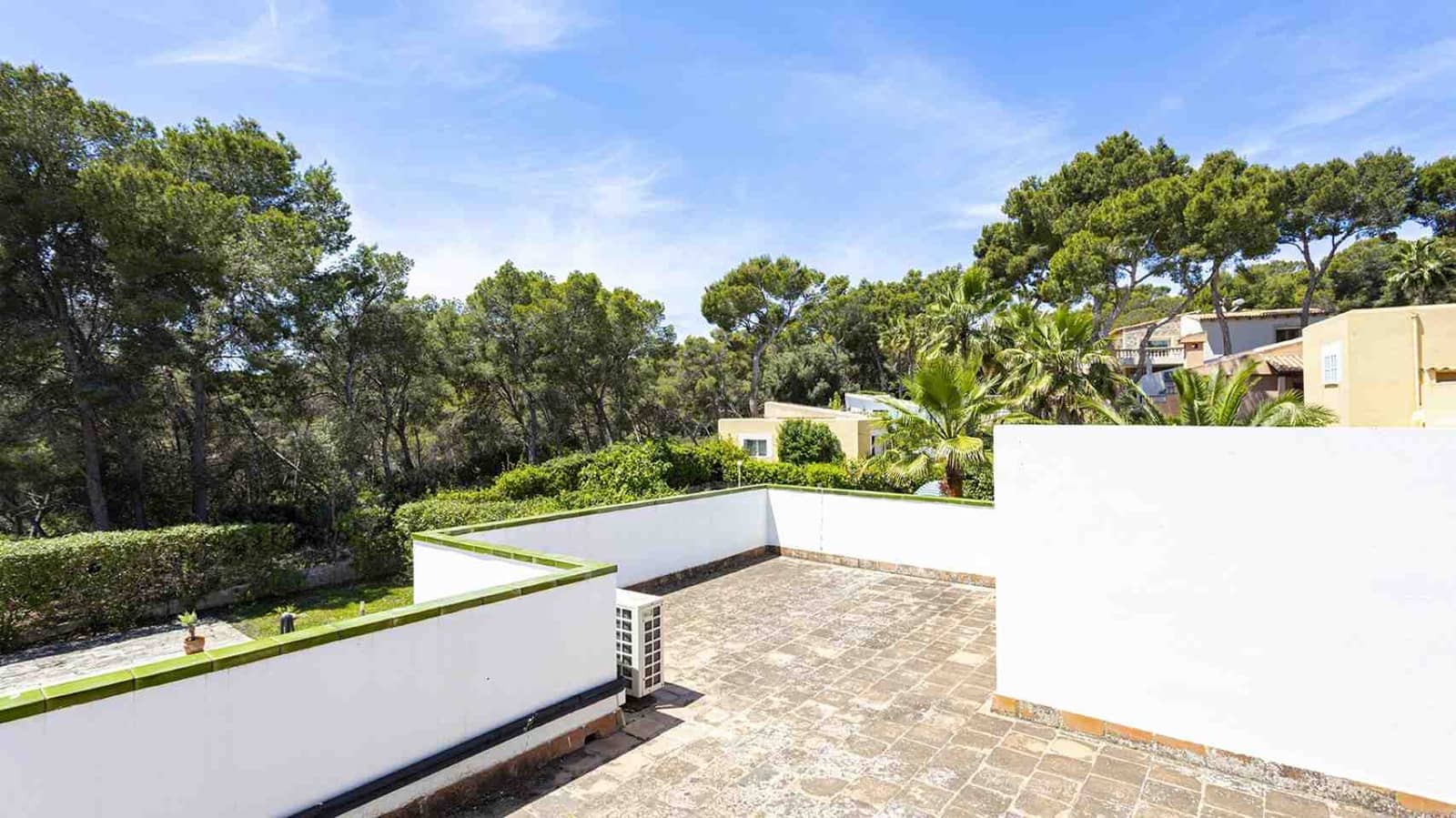 4 soverom Villa til salgs i Santa Ponsa med svømmebasseng garasje - € 1 950 000 (Ref: 9009924)