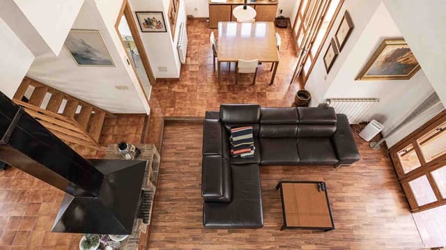 4 Zimmer Villa zu verkaufen in Santa Ponsa, Calvià mit Pool Garage - 1.950.000 € (Ref: 9009924)