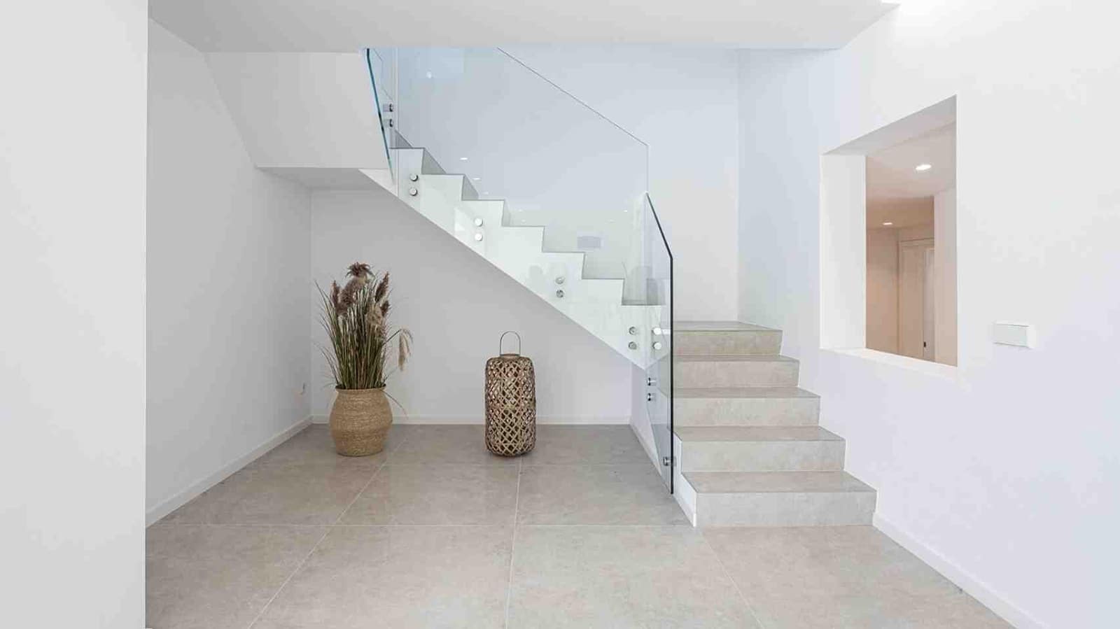 6 soverom Villa til salgs i Santa Ponsa med svømmebasseng garasje - € 4 495 000 (Ref: 9022005)