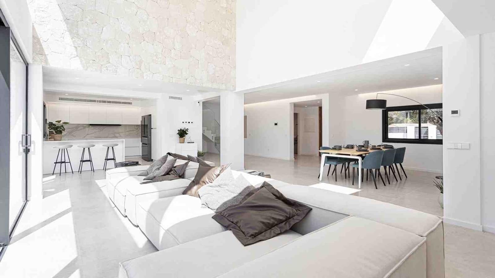 6 soverom Villa til salgs i Santa Ponsa med svømmebasseng garasje - € 4 495 000 (Ref: 9022005)