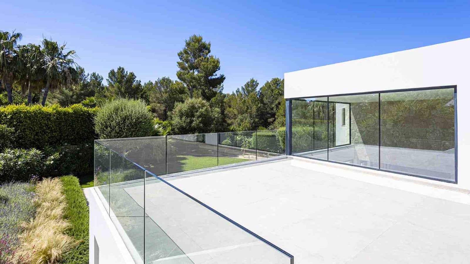 6 soverom Villa til salgs i Santa Ponsa med svømmebasseng garasje - € 4 495 000 (Ref: 9022005)