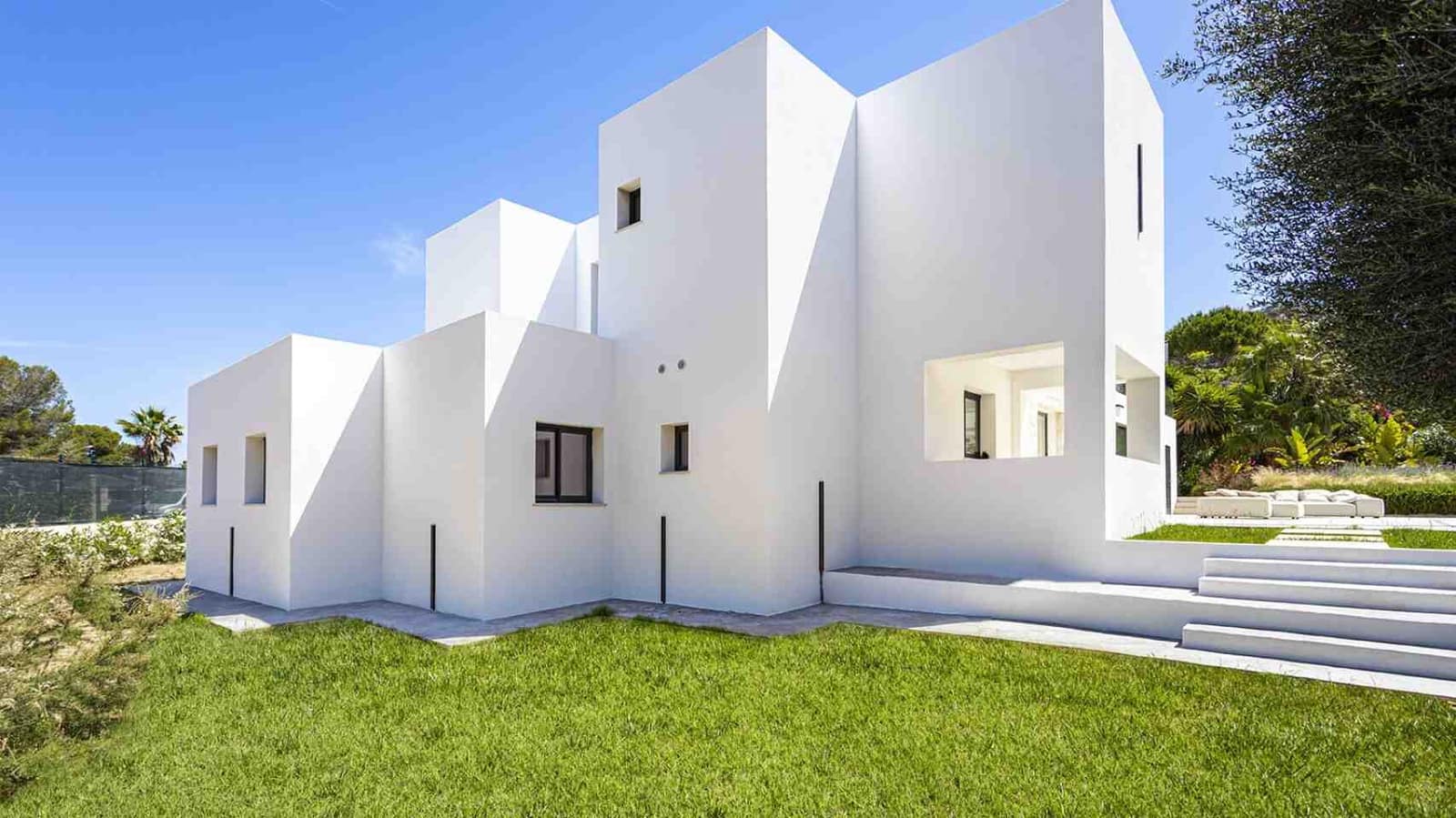 6 soverom Villa til salgs i Santa Ponsa med svømmebasseng garasje - € 4 495 000 (Ref: 9022005)