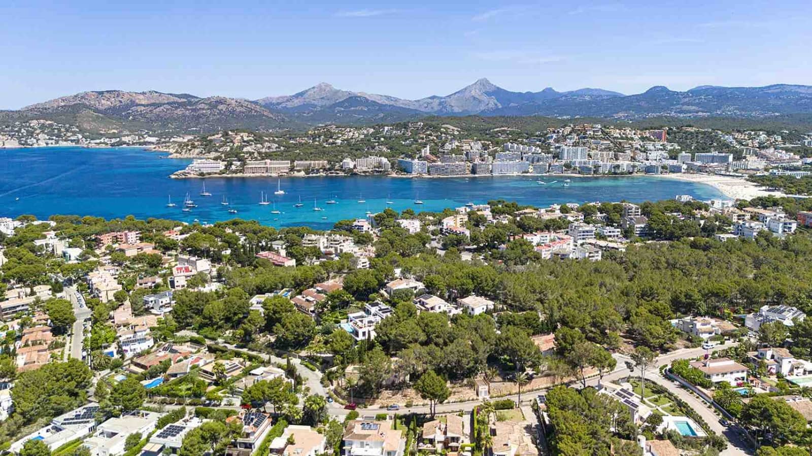 6 soverom Villa til salgs i Santa Ponsa med svømmebasseng garasje - € 4 495 000 (Ref: 9022005)