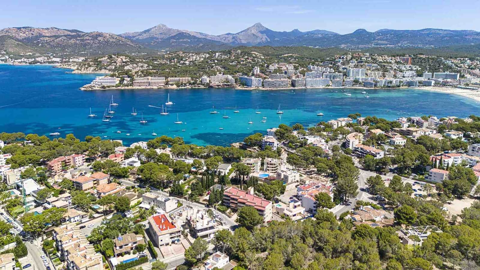 6 soverom Villa til salgs i Santa Ponsa med svømmebasseng garasje - € 4 495 000 (Ref: 9022005)