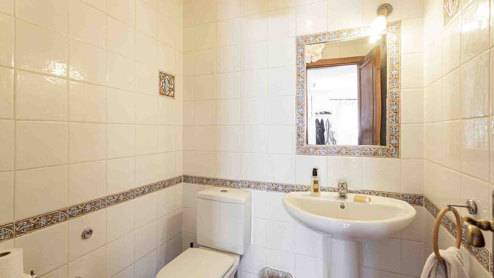 4 soveværelse Villa til salg i Santa Ponsa med swimmingpool garage - € 2.300.000 (Ref: 9028986)