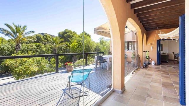 4 soveværelse Villa til salg i Santa Ponsa, Calvià med swimmingpool garage - € 2.300.000 (Ref: 9028986)