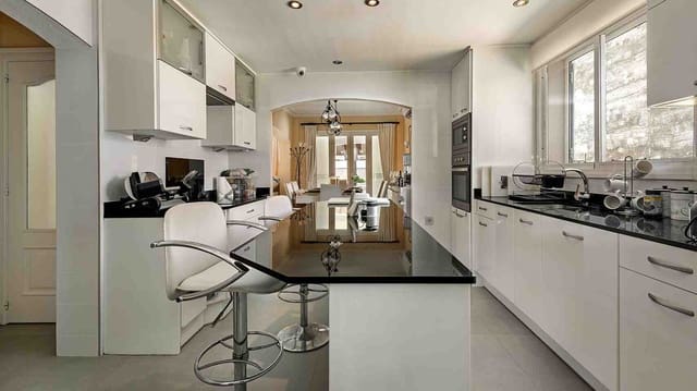 5 bedroom Villa for sale in El Toro / Port Adriano, Calvià with pool garage - € 1,795,000 (Ref: 9035868)