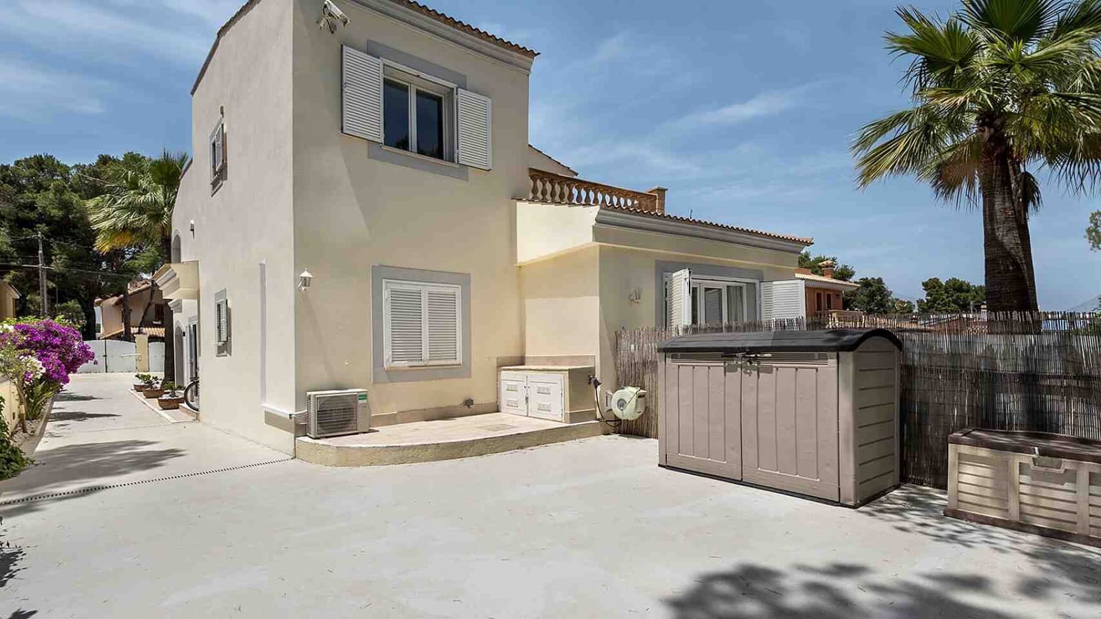 5 bedroom Villa for sale in El Toro / Port Adriano with pool garage - € 1,795,000 (Ref: 9035868)