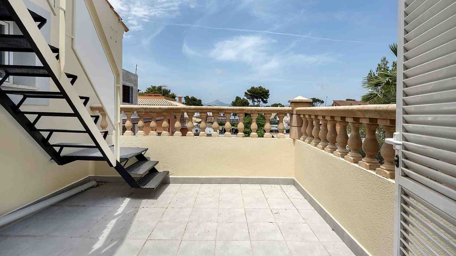 5 bedroom Villa for sale in El Toro / Port Adriano with pool garage - € 1,795,000 (Ref: 9035868)