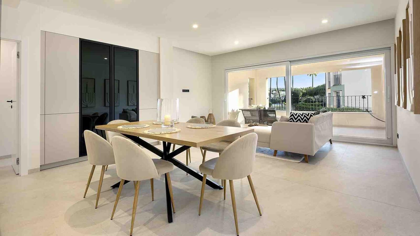 2 bedroom Apartment for sale in Santa Ponsa with pool - € 950,000 (Ref: 9046441)