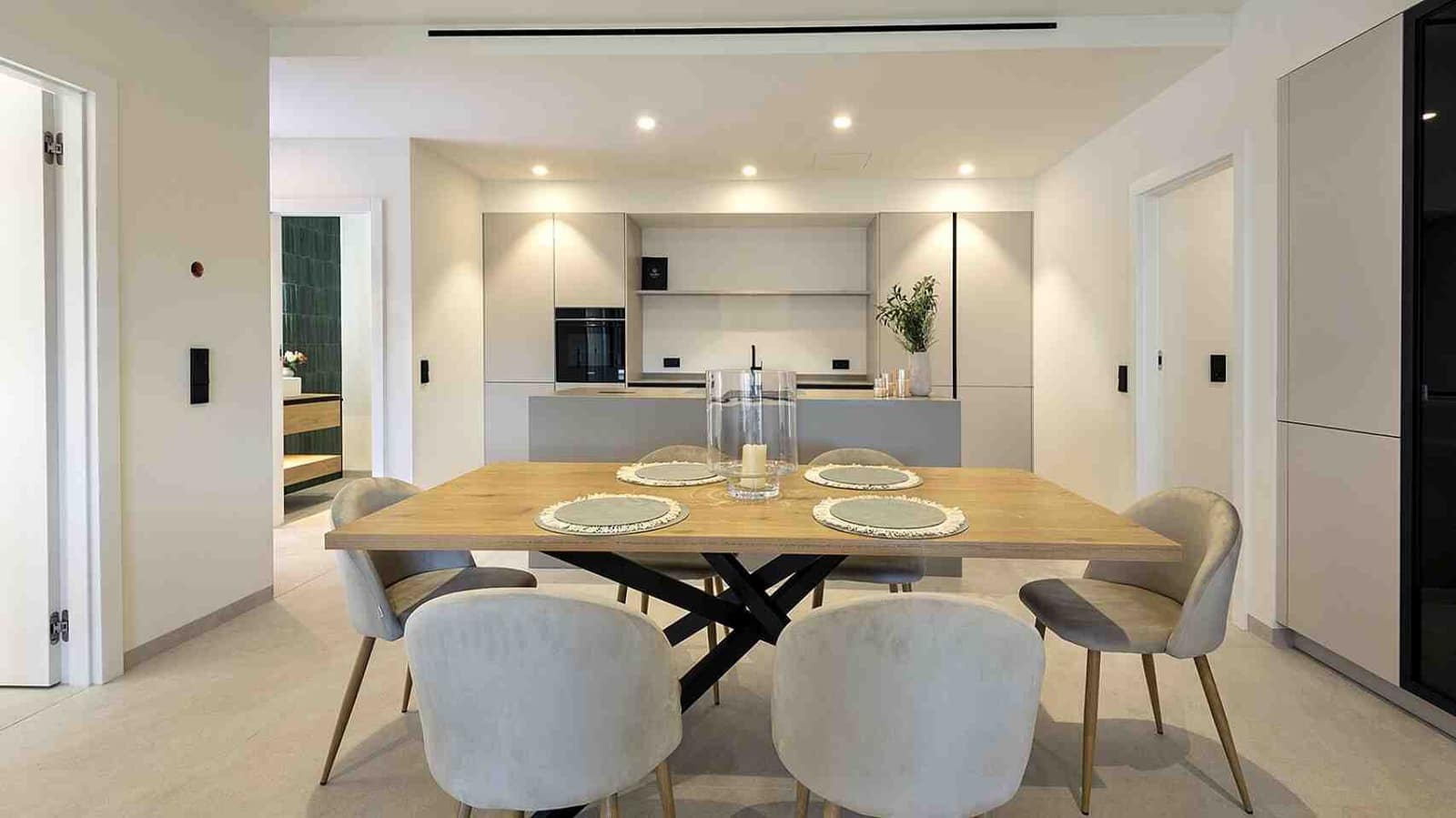 2 bedroom Apartment for sale in Santa Ponsa with pool - € 950,000 (Ref: 9046441)