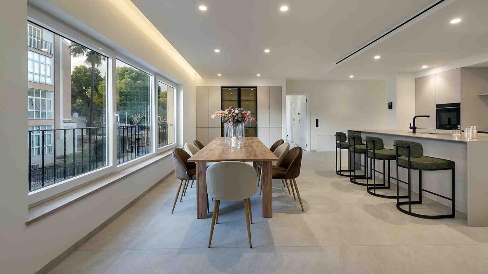 3 bedroom Penthouse for sale in Santa Ponsa with pool - € 1,700,000 (Ref: 9049991)