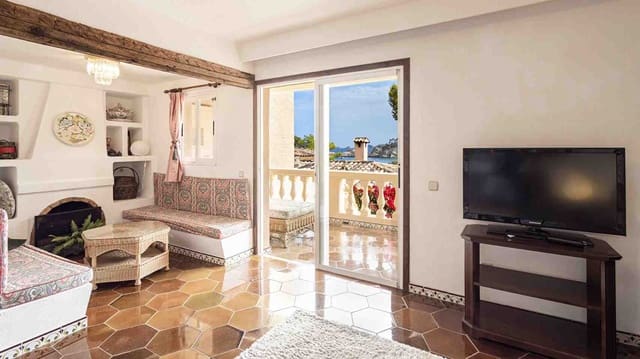 2 soveværelse Lejlighed til salg i Cala Fornells, Calvià med swimmingpool - € 850.000 (Ref: 9058162)