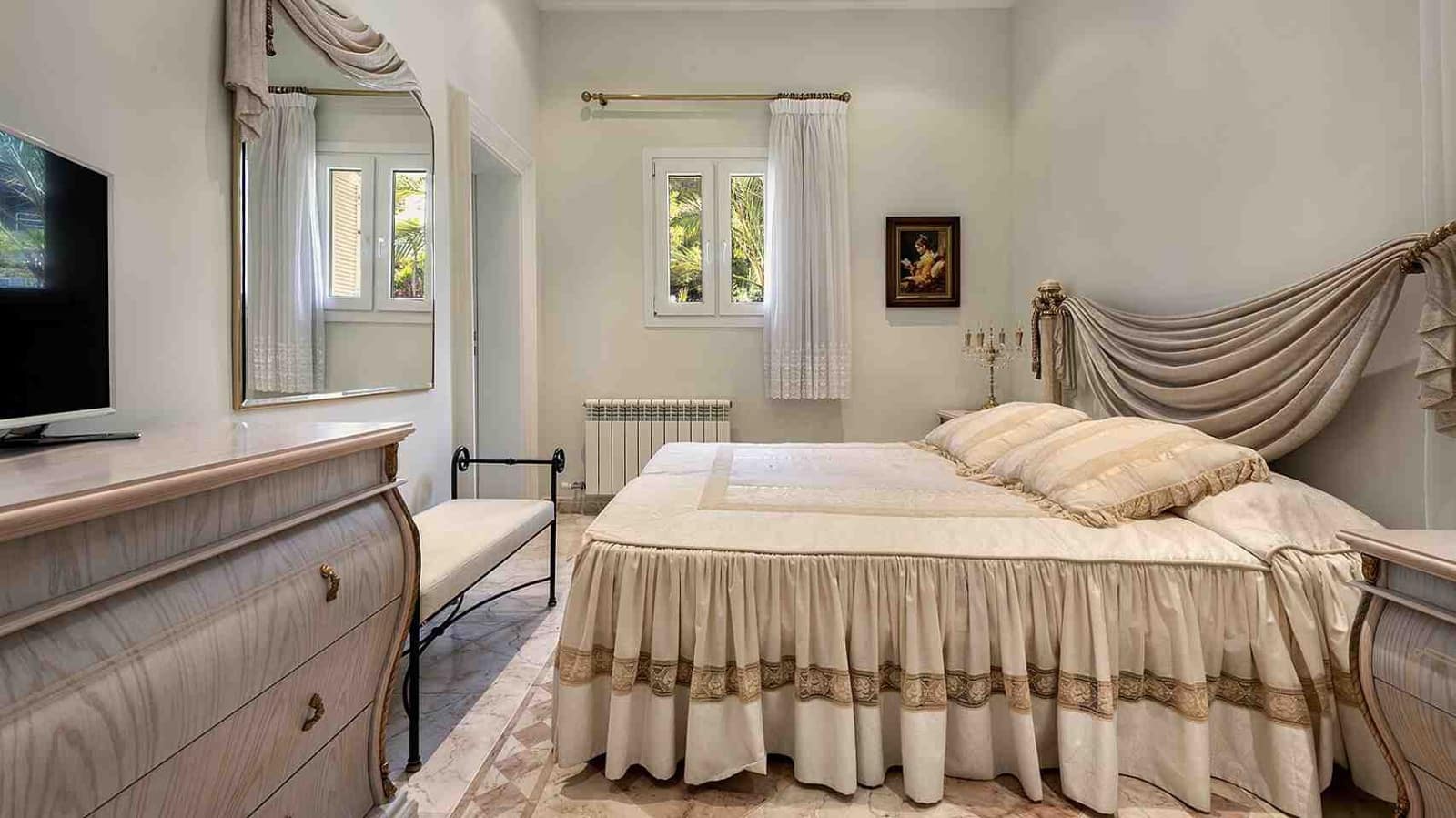 4 soverom Villa til salgs i Costa de la Calma med svømmebasseng garasje - € 2 550 000 (Ref: 9067034)