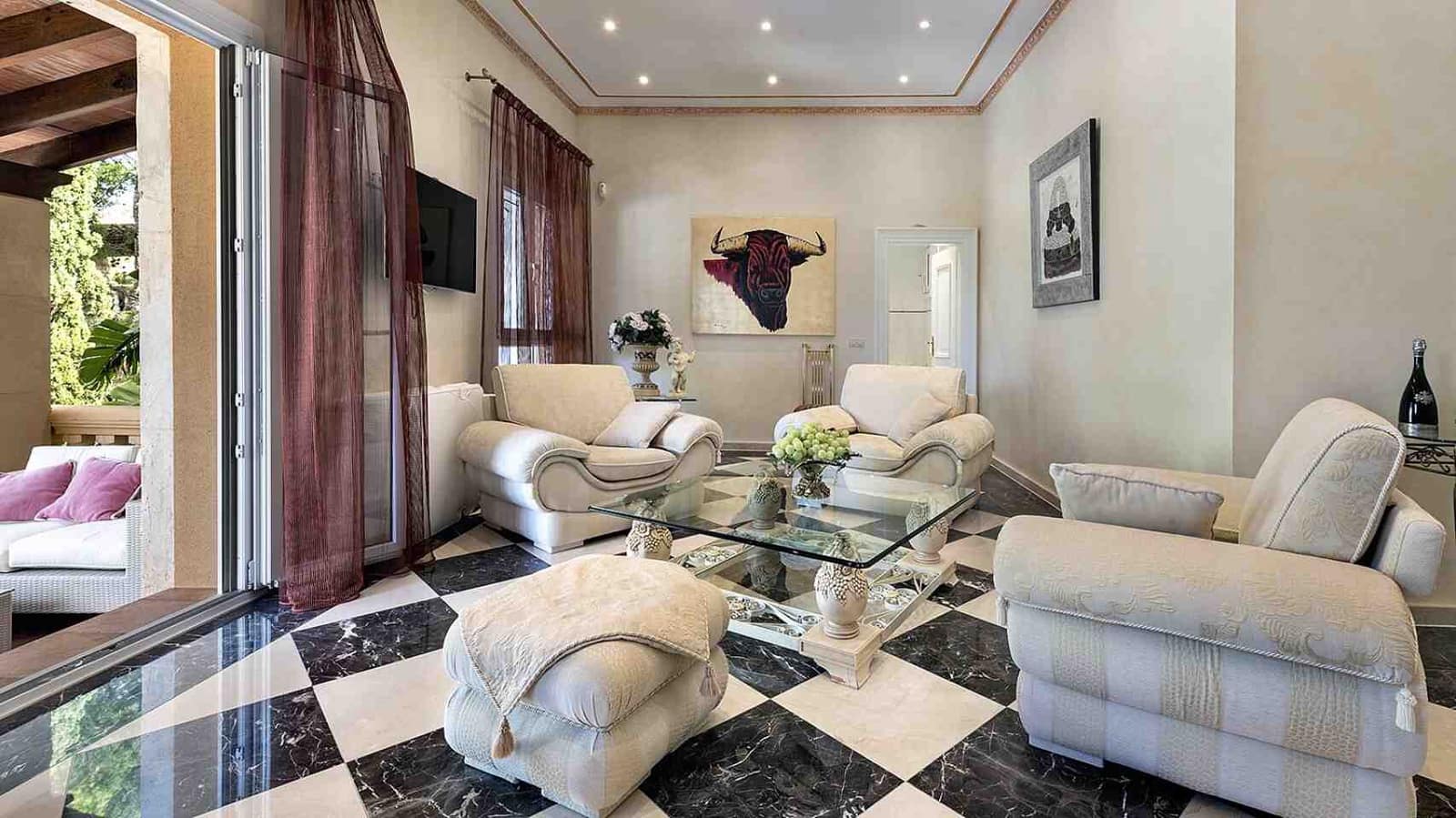 4 soverom Villa til salgs i Costa de la Calma med svømmebasseng garasje - € 2 550 000 (Ref: 9067034)