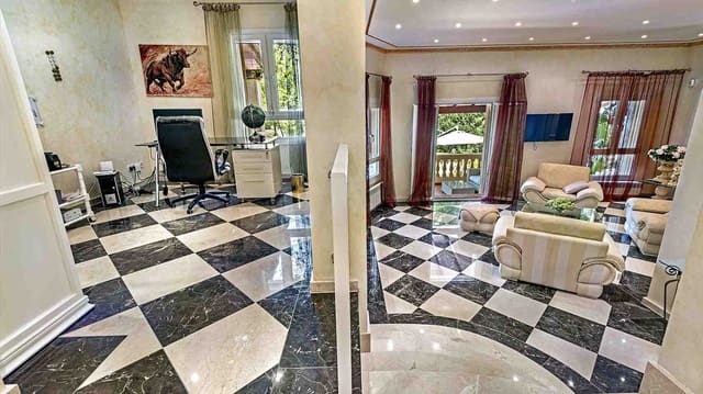 4 soveværelse Villa til salg i Costa de la Calma, Calvià med swimmingpool garage - € 2.550.000 (Ref: 9067034)