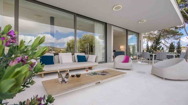 4 makuuhuone Huvila myytävänä paikassa Es Camp De Mar / El Camp De Mar, Andratx mukana uima-altaan 
autotalli - 11 500 000 € (Ref: 9085923)
