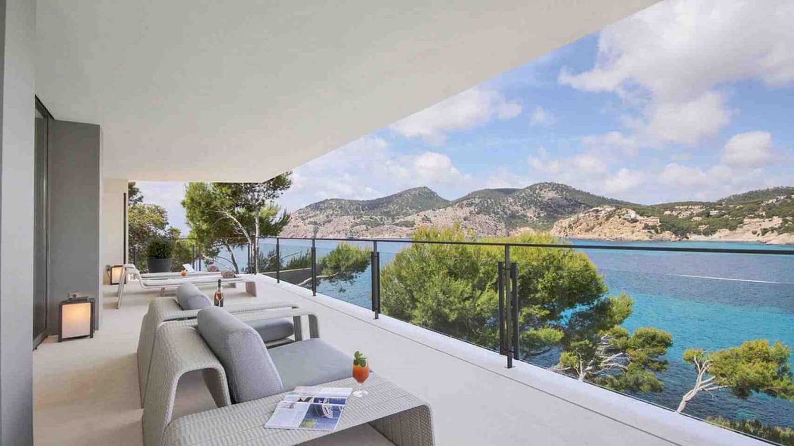 4 soveværelse Villa til salg i Es Camp De Mar / El Camp De Mar med swimmingpool garage - € 11.500.000 (Ref: 9085923)