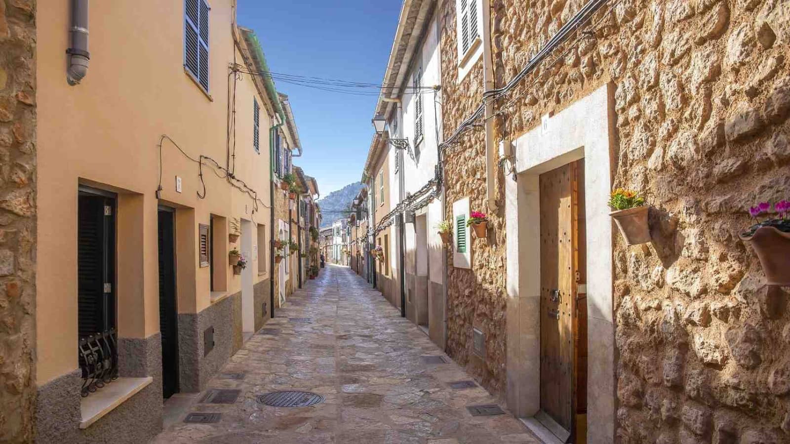 3 bedroom Villa for sale in Esporles with pool - € 865,000 (Ref: 9126276)