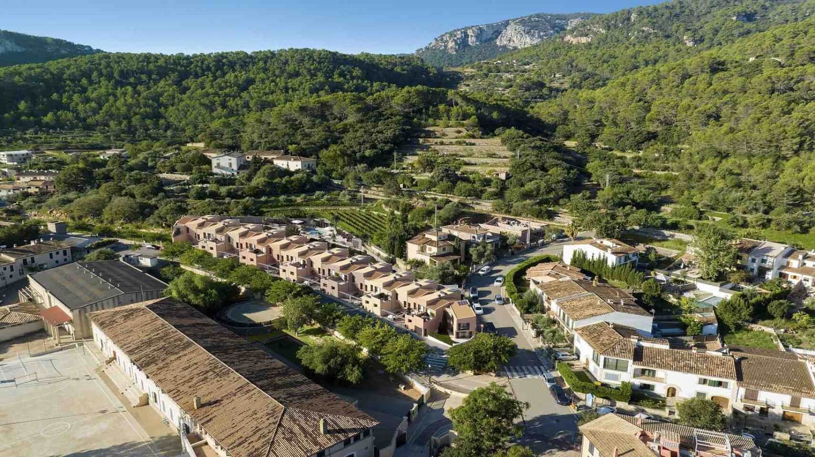 3 bedroom Villa for sale in Esporles with pool - € 865,000 (Ref: 9126276)