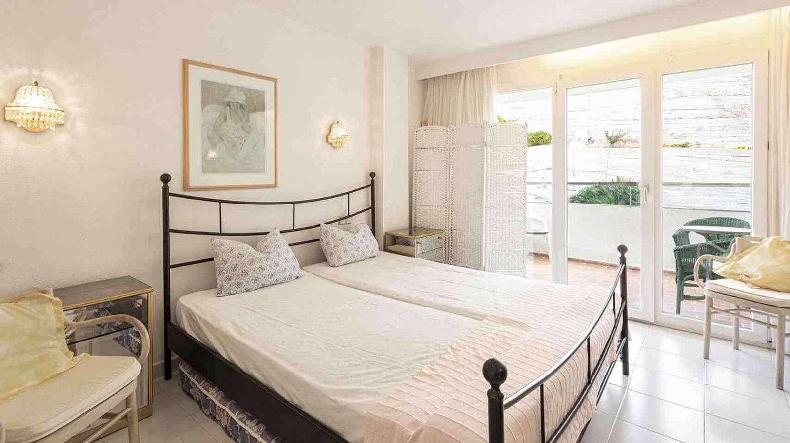 2 sypialnia Apartament na sprzedaż w Santa Ponsa z basenem - 635 000 € (Ref: 9131100)