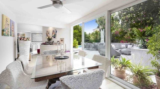 3 bedroom Villa for sale in El Toro / Port Adriano, Calvià with pool garage - € 2,100,000 (Ref: 9161881)