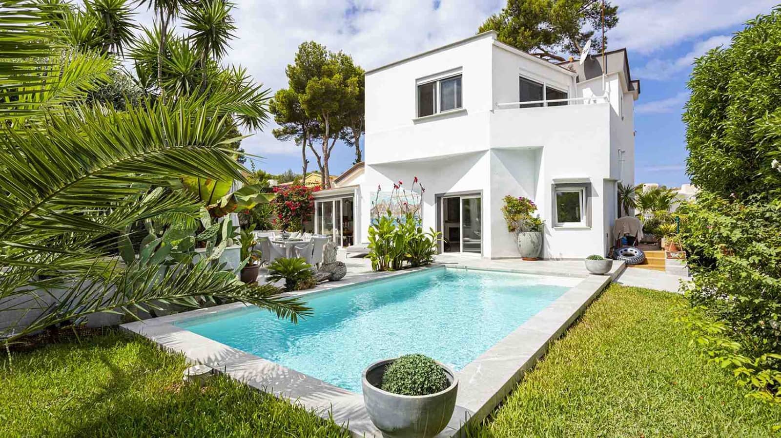 3 soveværelse Villa til salg i El Toro / Port Adriano med swimmingpool garage - € 2.100.000 (Ref: 9161881)