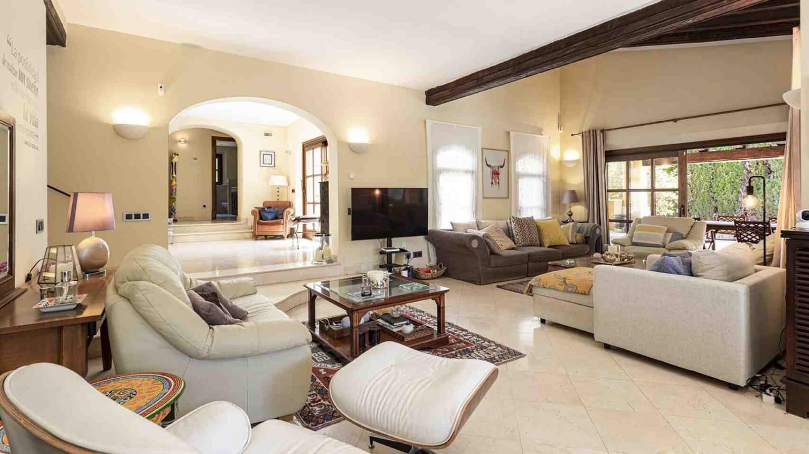 4 slaapkamer Villa te koop in Santa Ponsa met zwembad garage - € 2.630.000 (Ref: 9177009)