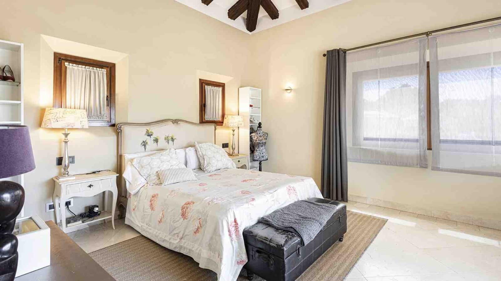 4 slaapkamer Villa te koop in Santa Ponsa met zwembad garage - € 2.630.000 (Ref: 9177009)