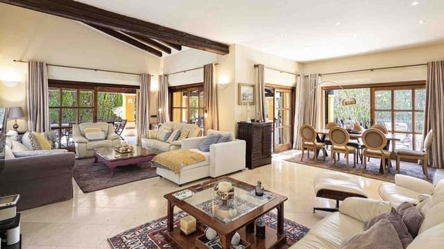 4 slaapkamer Villa te koop in Santa Ponsa, Calvià met zwembad garage - € 2.630.000 (Ref: 9177009)